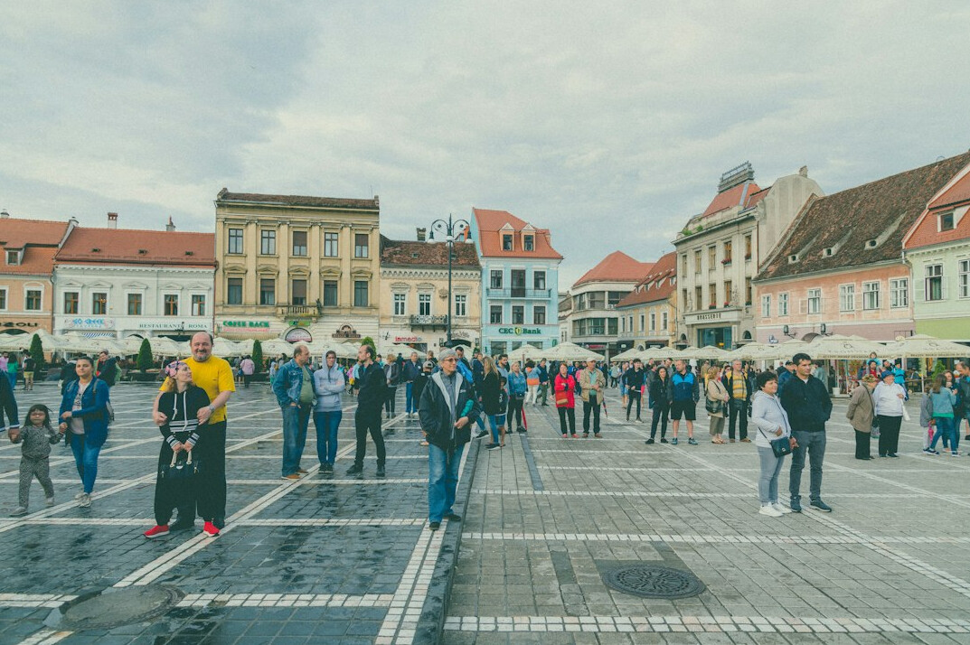market vendors in city square